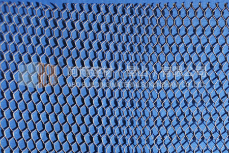 Self-furred V-groove lath