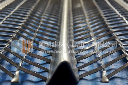 Galvanized expanded metal